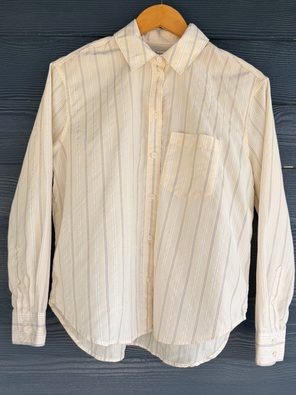 Madewell Women S Striped Button Down Shirt Relaxed Long Sleeve Minimalist Preppy